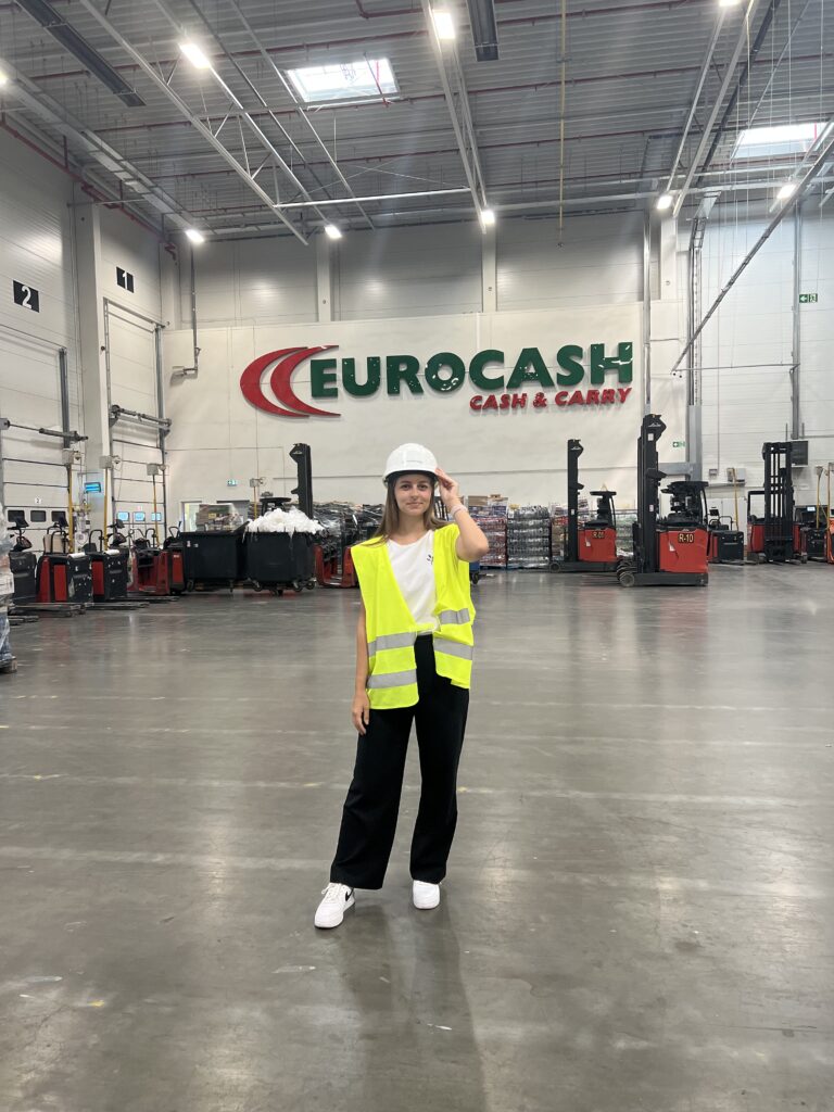 Pierwsze miesiące w programie Management Trainee